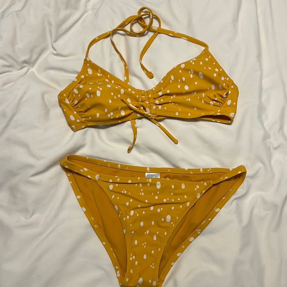Speckled bikini